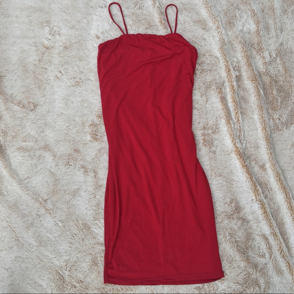 red midi dress ☾